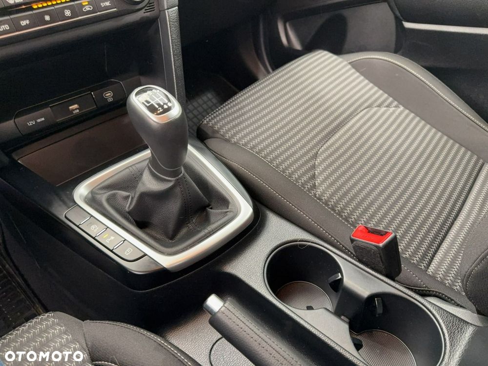 Kia Ceed - 18