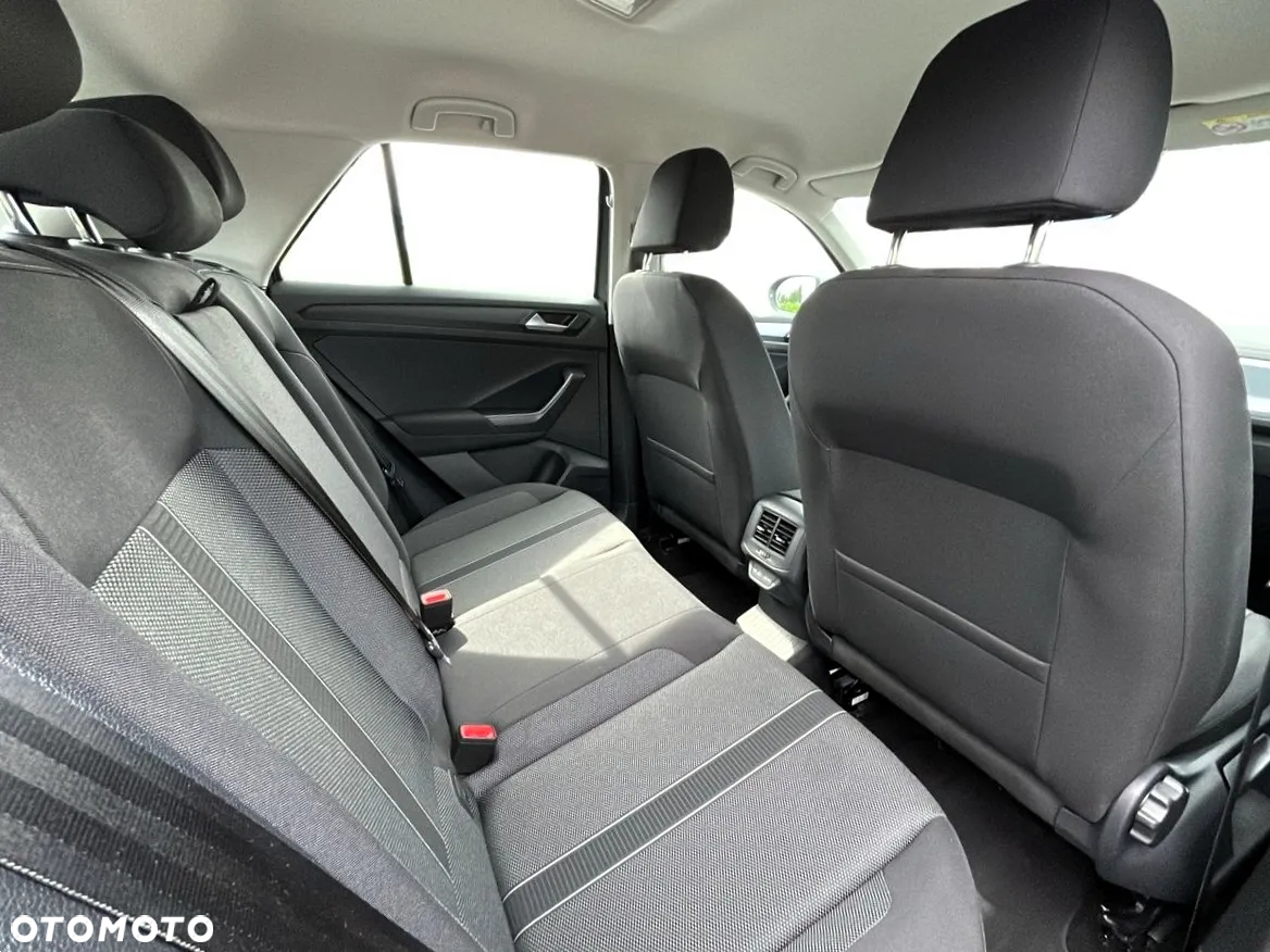Volkswagen T-Roc 1.5 TSI Life Plus DSG - 17