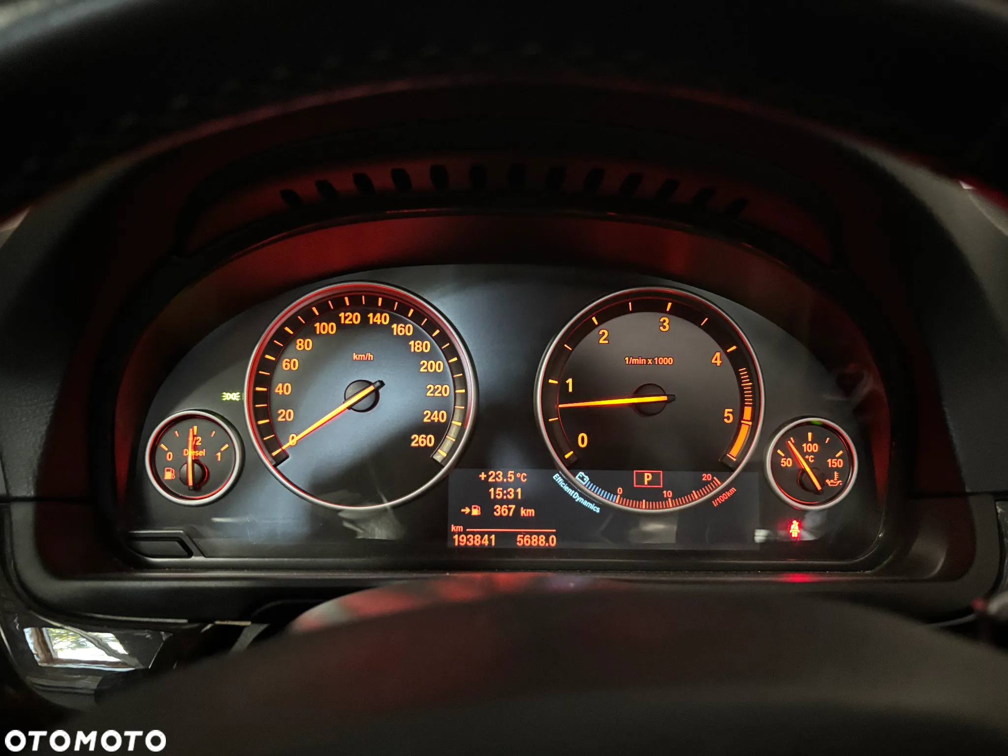 BMW Seria 5 530d xDrive - 6