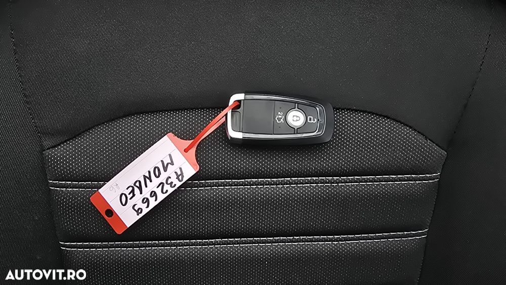 Ford Mondeo 2.0 HEV Trend - 21