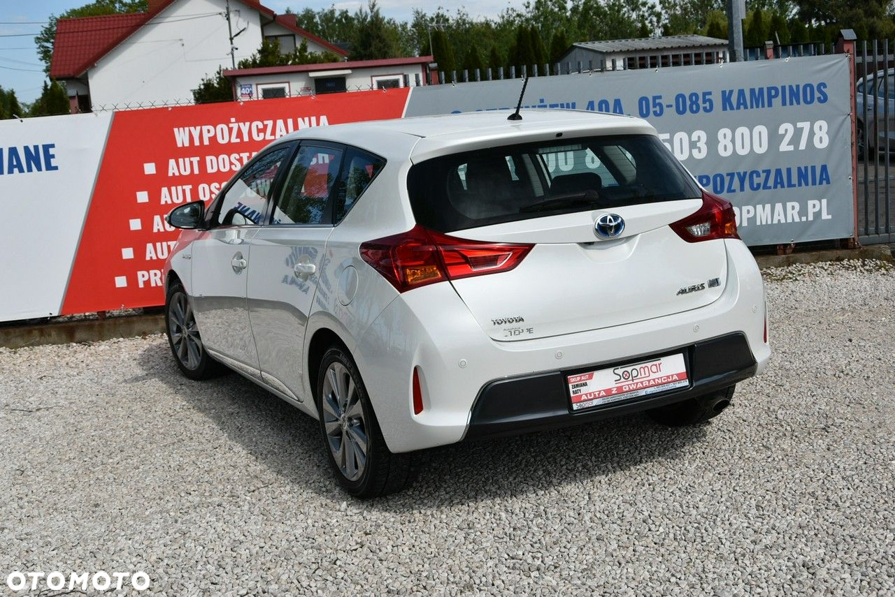 Toyota Auris 1.8 Hybrid Executive - 23