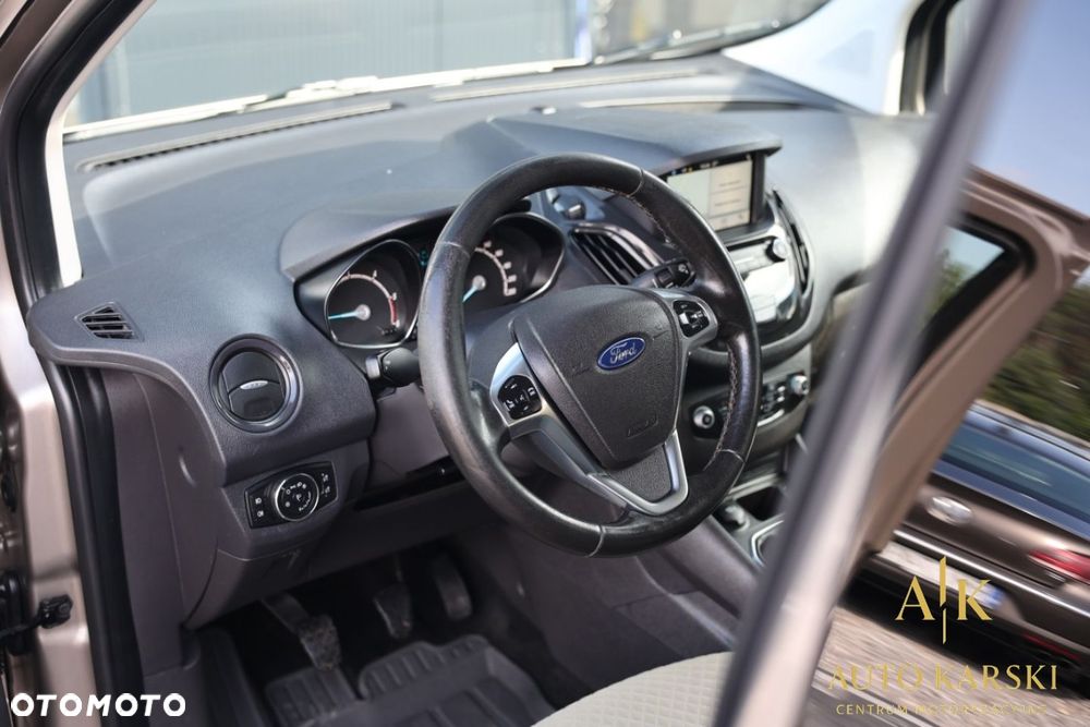 Ford Tourneo Courier - 6