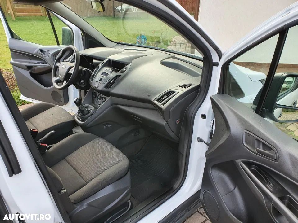 Ford Tourneo Connect - 16