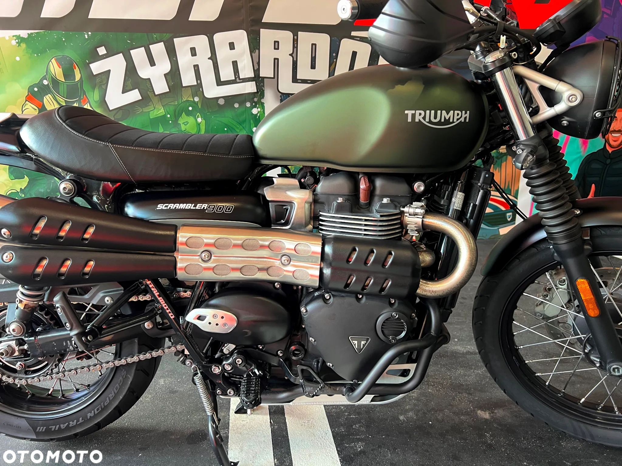 Triumph Scrambler - 8
