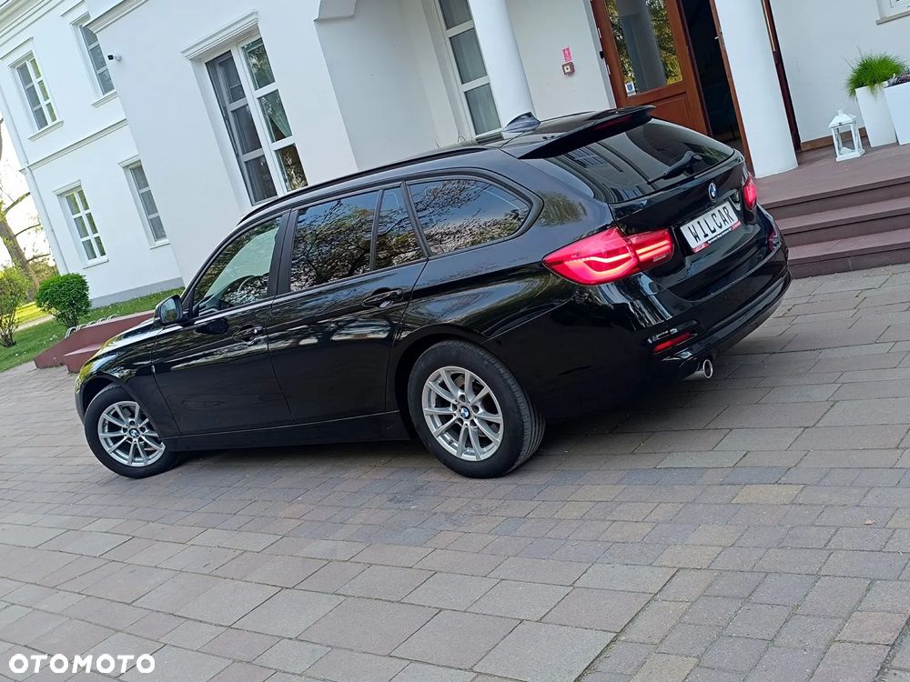 BMW Seria 3 318d DPF Edition Lifestyle - 12