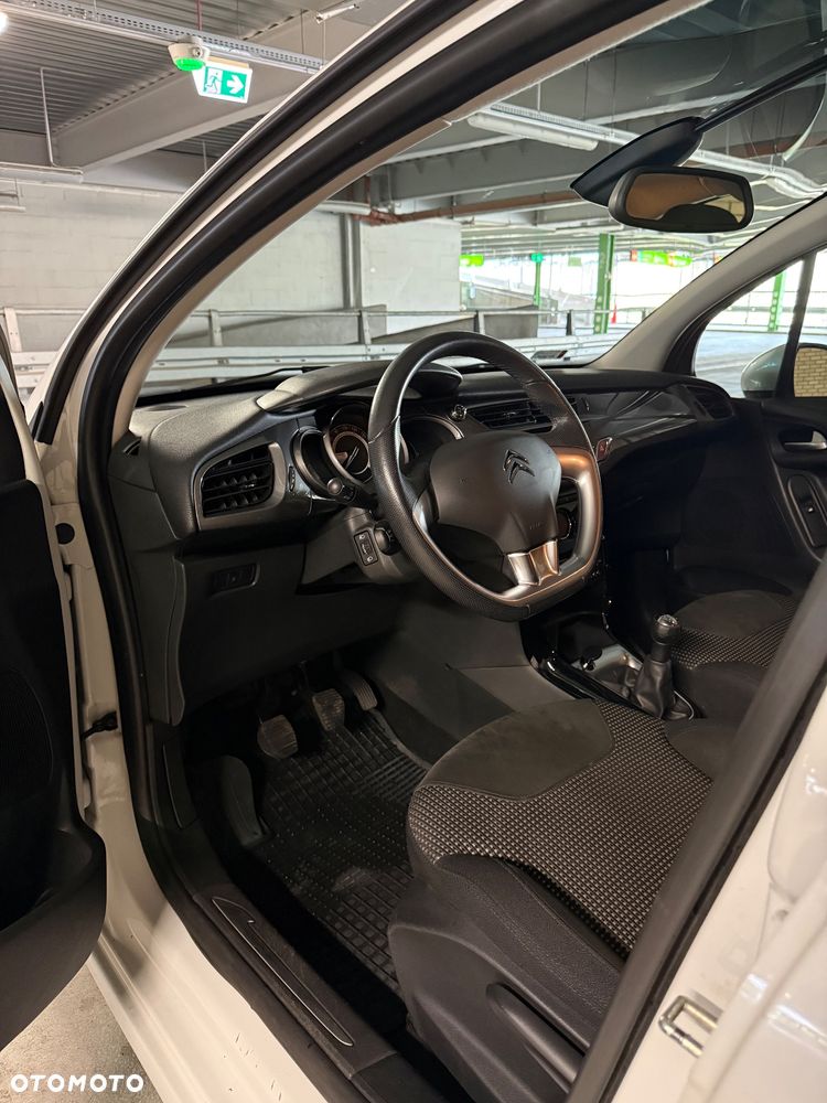 Citroën C3 1.2 VTi Exclusive - 23
