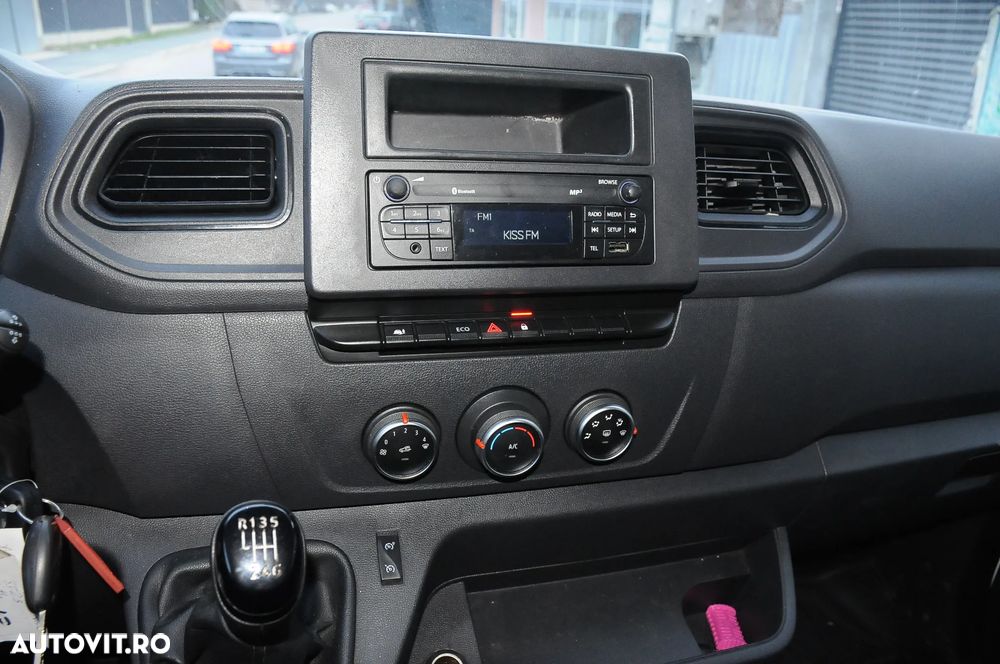 Renault Master - 11