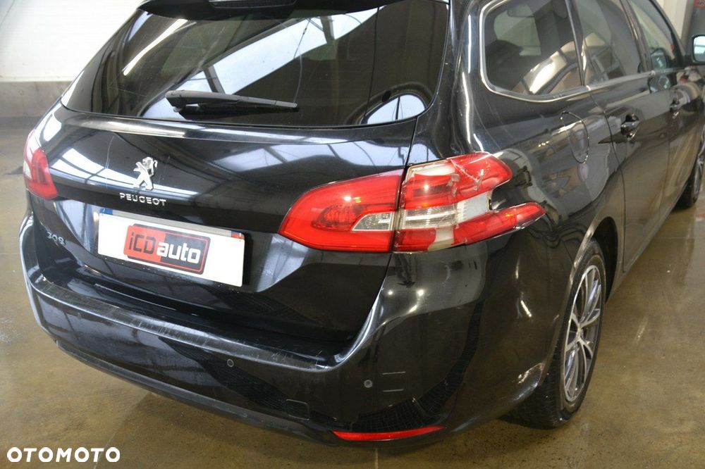 Peugeot 308 - 22