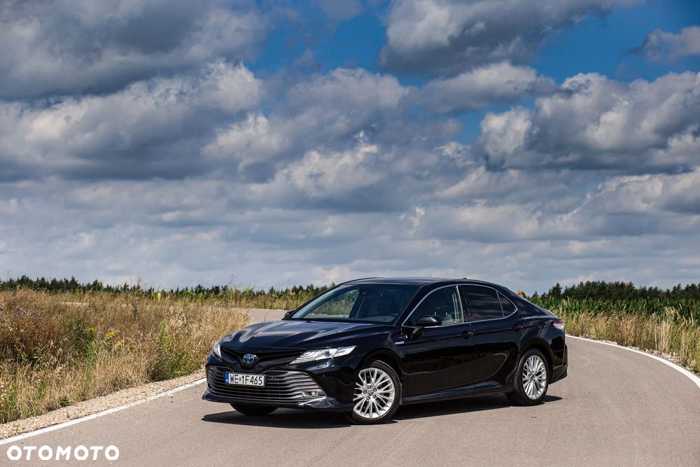 Toyota Camry 2.5 Hybrid Executive CVT - 4