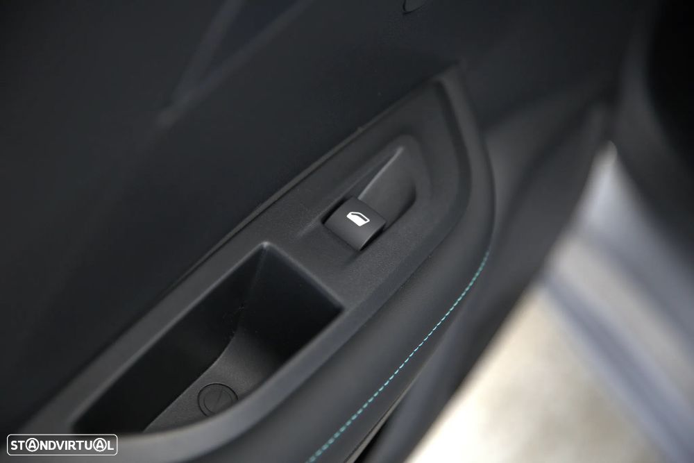 Peugeot e-2008 50 kWh Allure Pack - 11