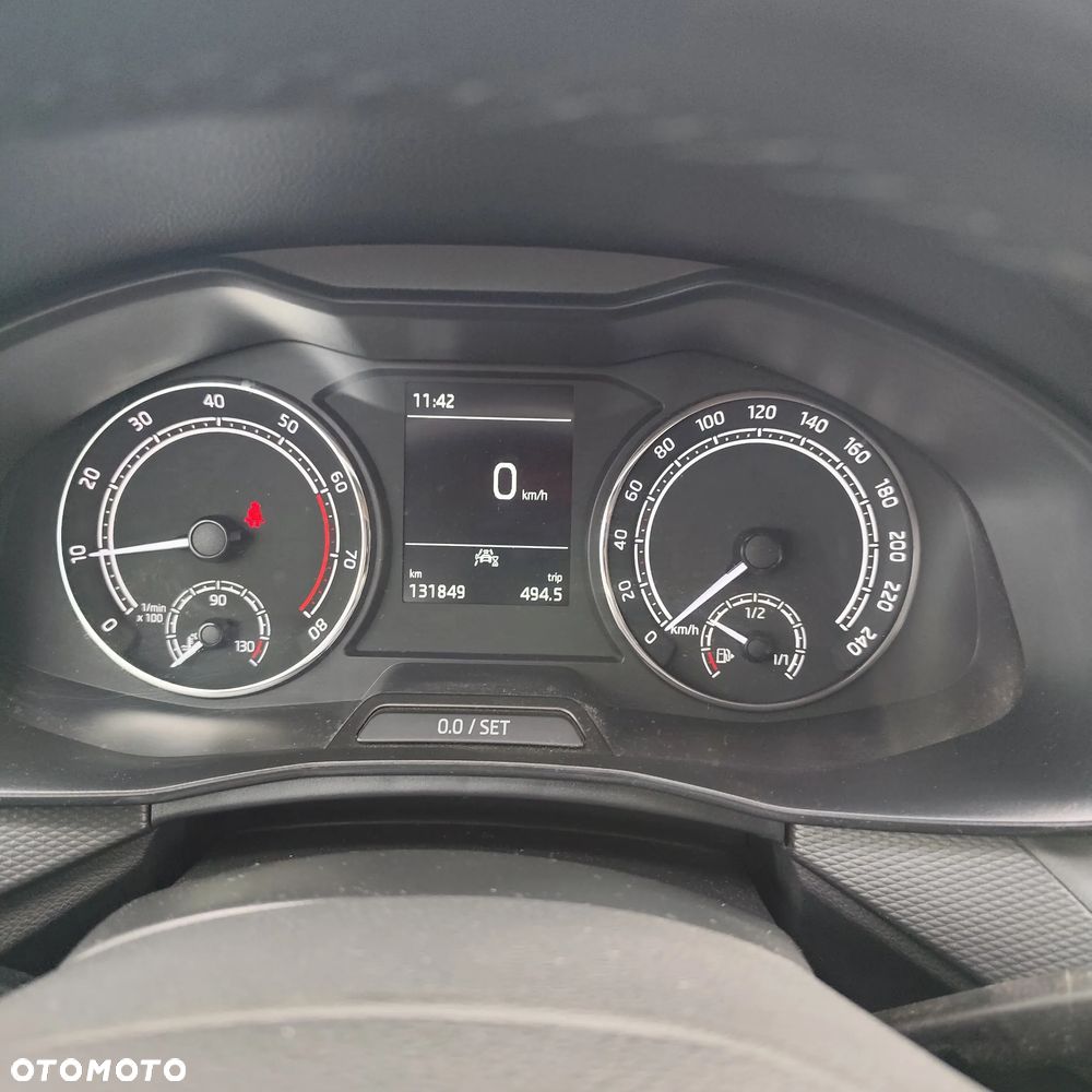 Skoda Kamiq 1.0 TSI Selection - 32