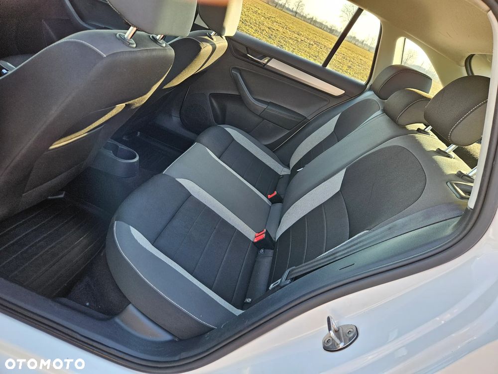 Skoda RAPID - 8