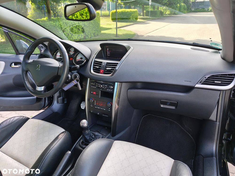 Peugeot 207 CC 120 VTi Roland Garros - 23