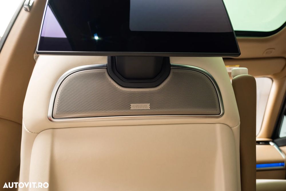 Land Rover Range Rover 4.4 V8 P530 LWB SV - 30