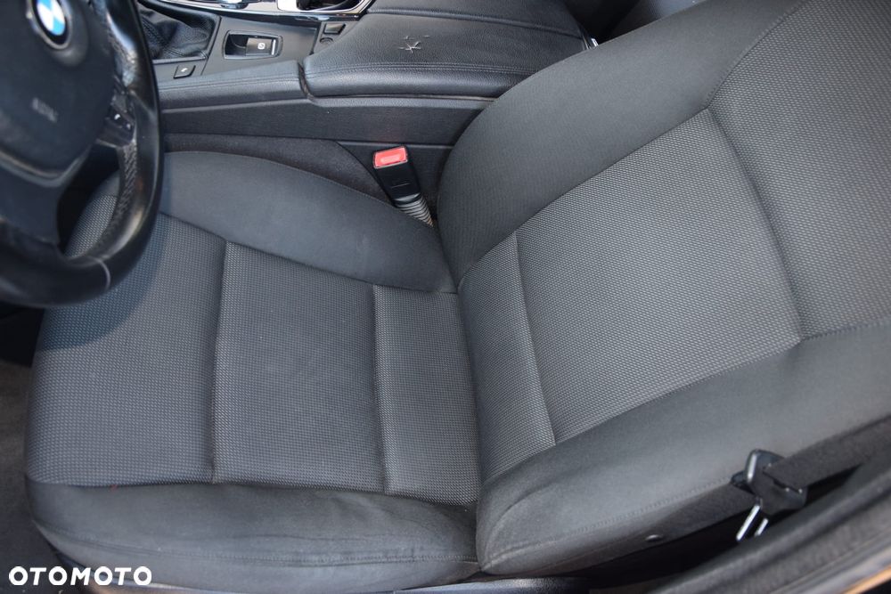 BMW Seria 5 520d - 13