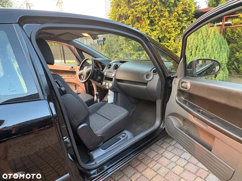 Mitsubishi Colt 1.3 Inform - 12