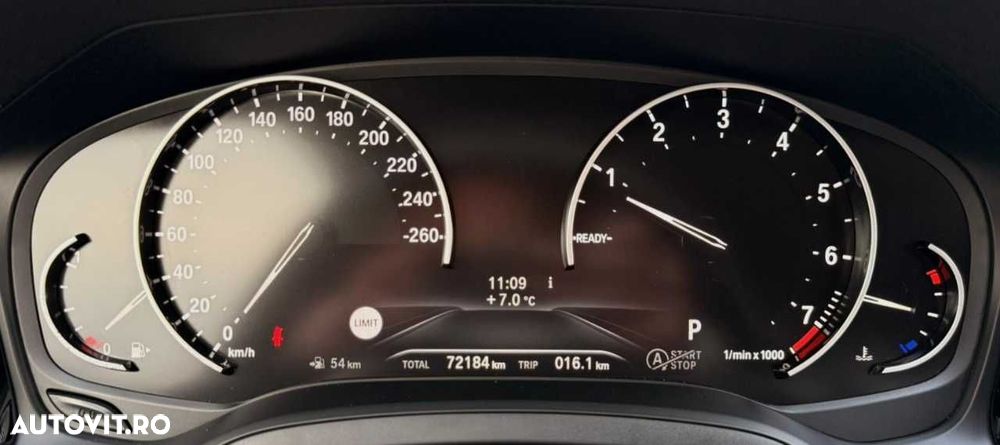 BMW Seria 3 320i AT - 26