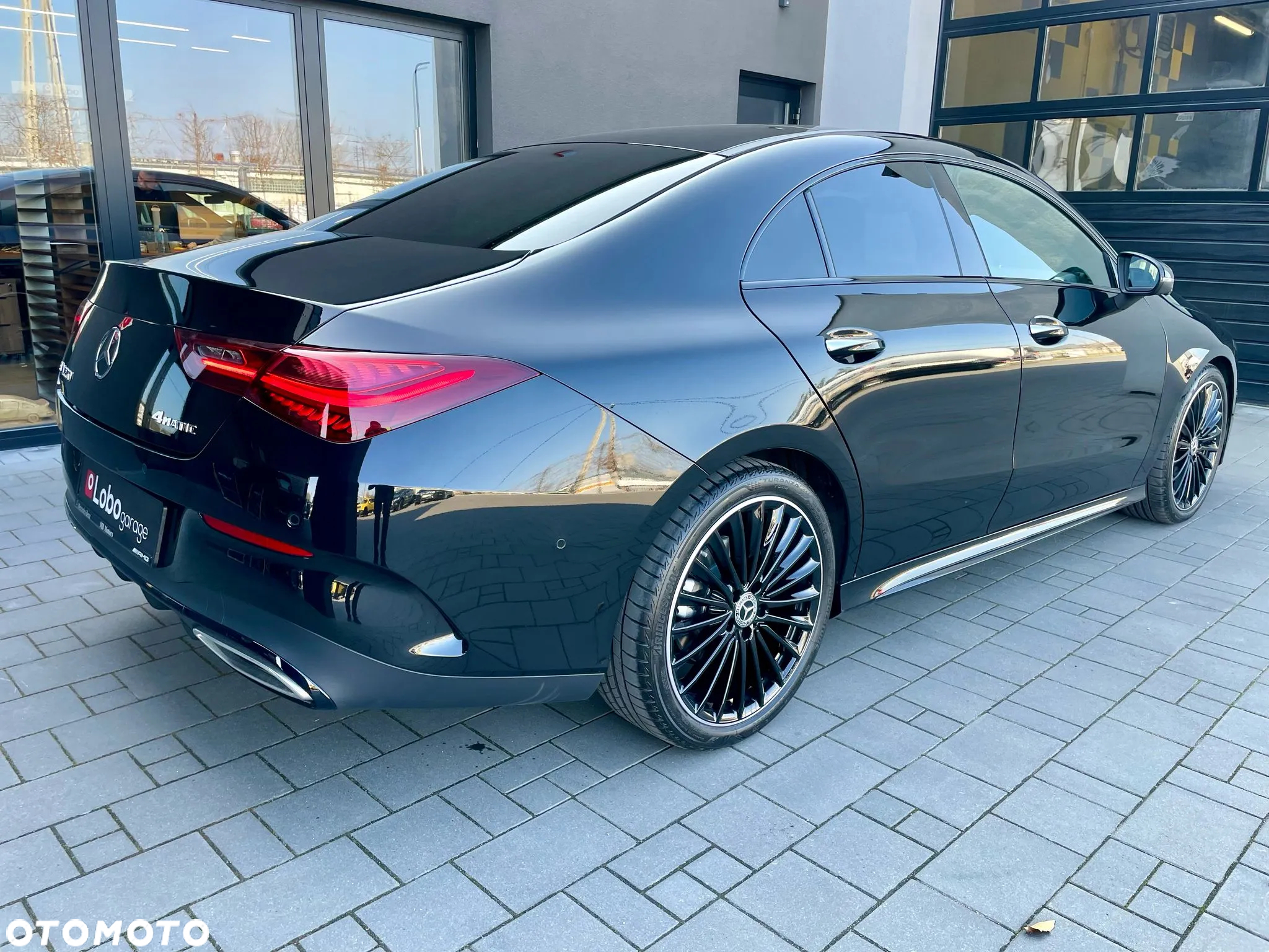 Mercedes-Benz CLA 220 4-Matic AMG Line 7G-DCT - 19