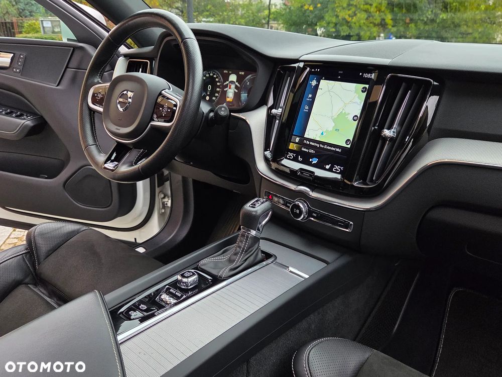 Volvo XC 60 - 22