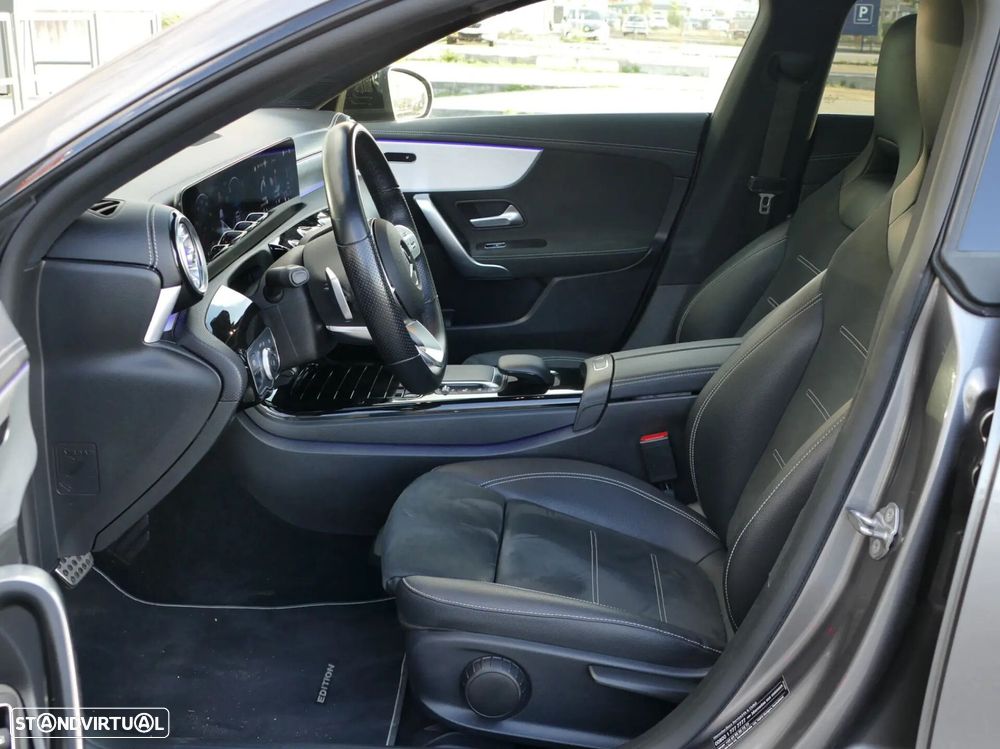 Mercedes-Benz CLA 250 e - 24