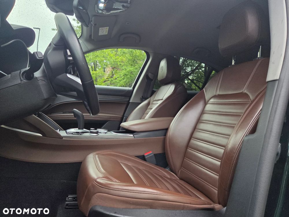 Alfa Romeo Stelvio 2.0 Turbo TI Q4 - 22