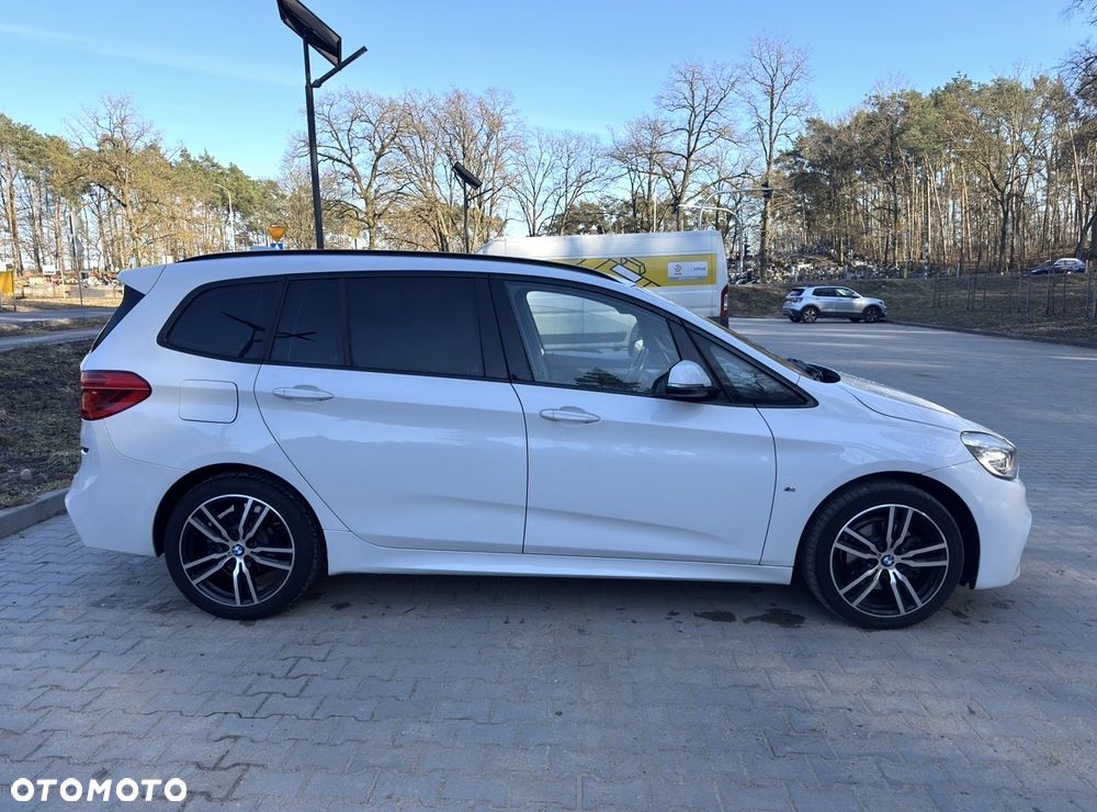 BMW Seria 2 218d M Sport - 7