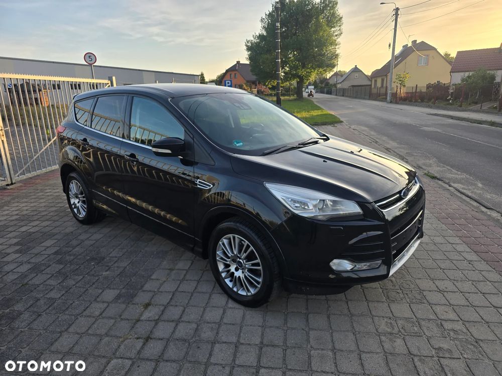 Ford Kuga 2.0 TDCi 2x4 Titanium - 3