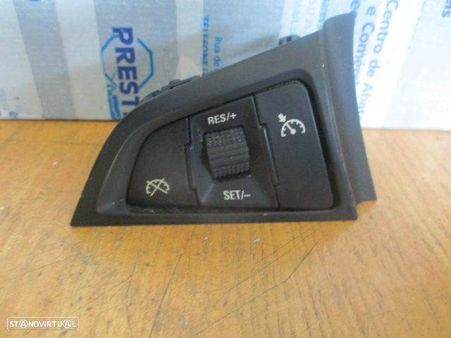 Modulo 13352971 OPEL INSIGNIA 2011 COMANDO MULTIFUNCÕES - 1