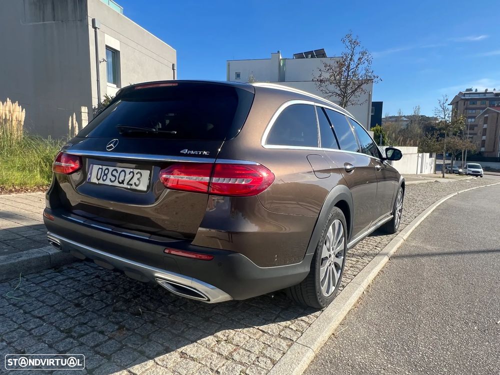 Mercedes-Benz E 220 - 11