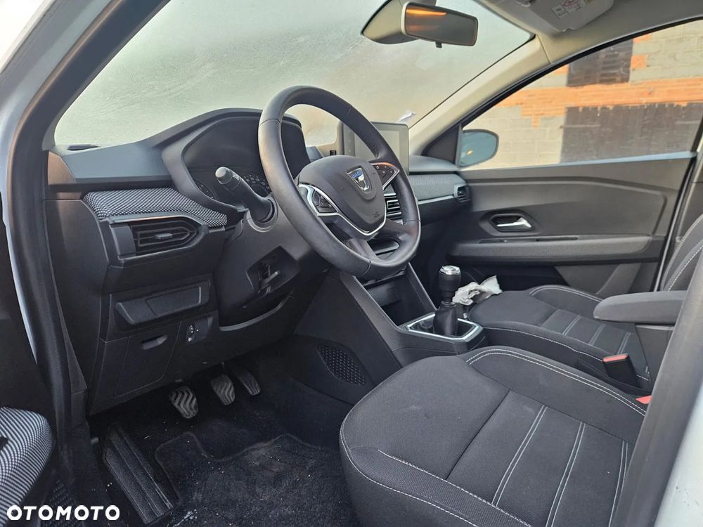 Dacia Sandero - 2