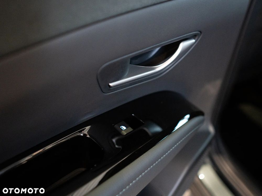 Hyundai Tucson 1.6 T-GDi HEV Executive 2WD - 37