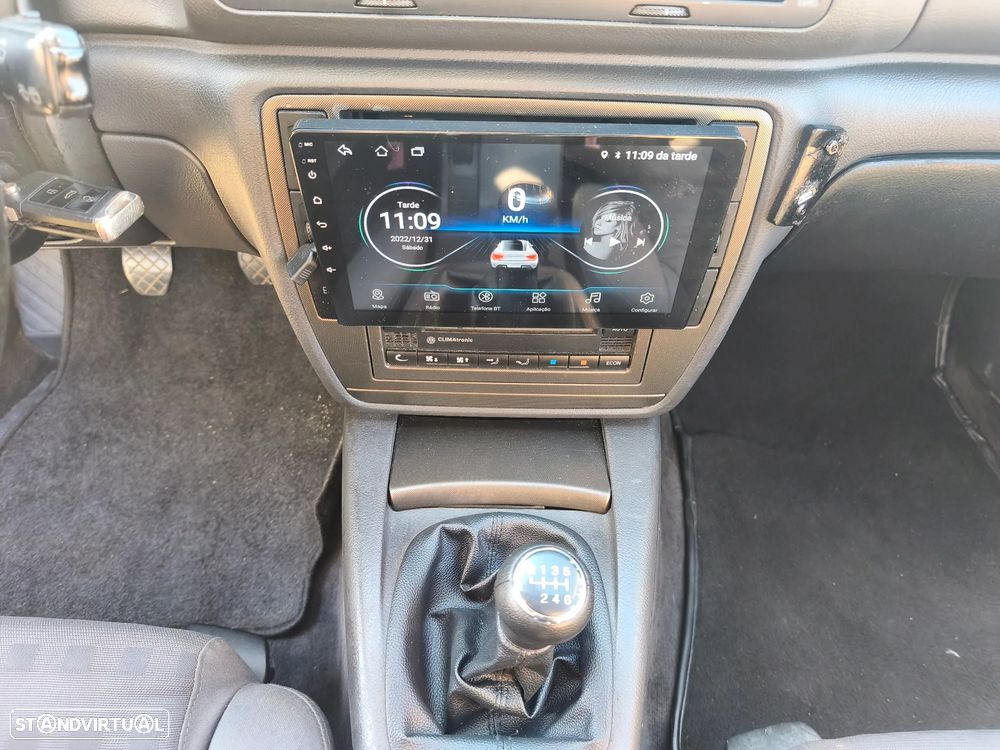 VW Passat Variant 1.9 TDi Comfortline - 10