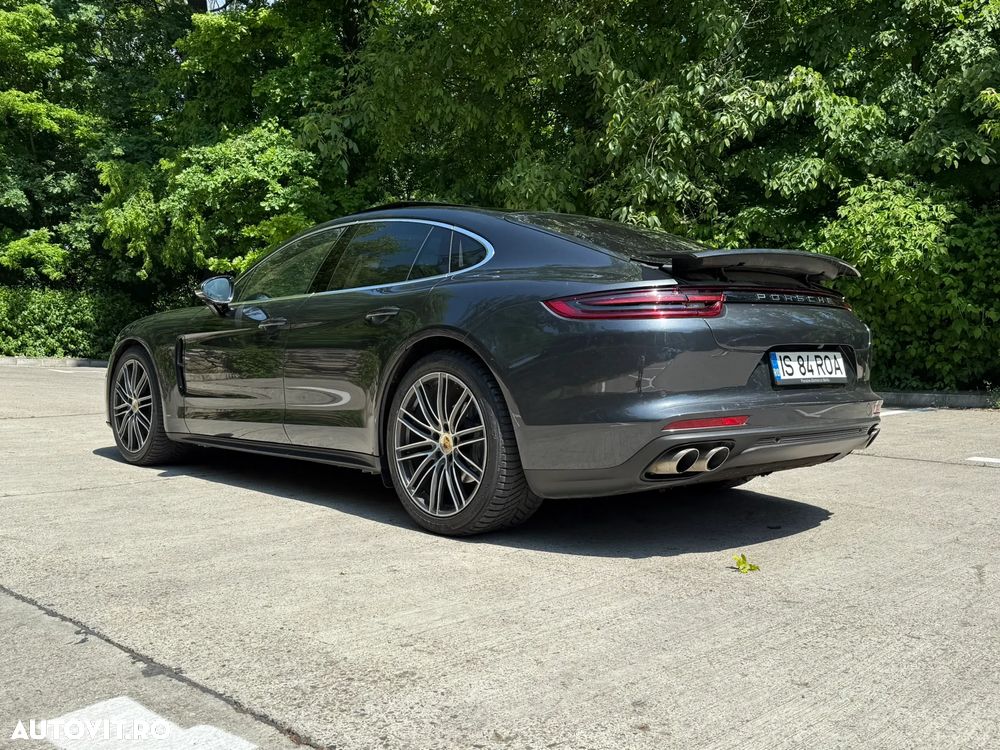 Porsche Panamera 4S - 1