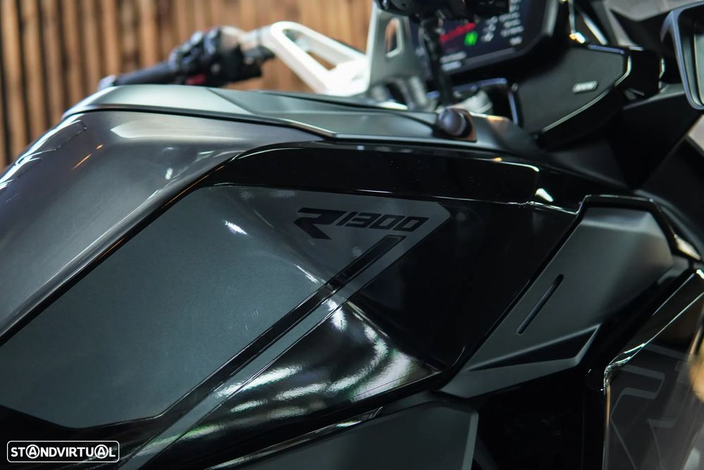 BMW R 1300 RT TRIPLE BLACK  C/ ASA - 11