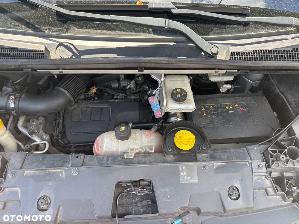 Renault Trafic - 13
