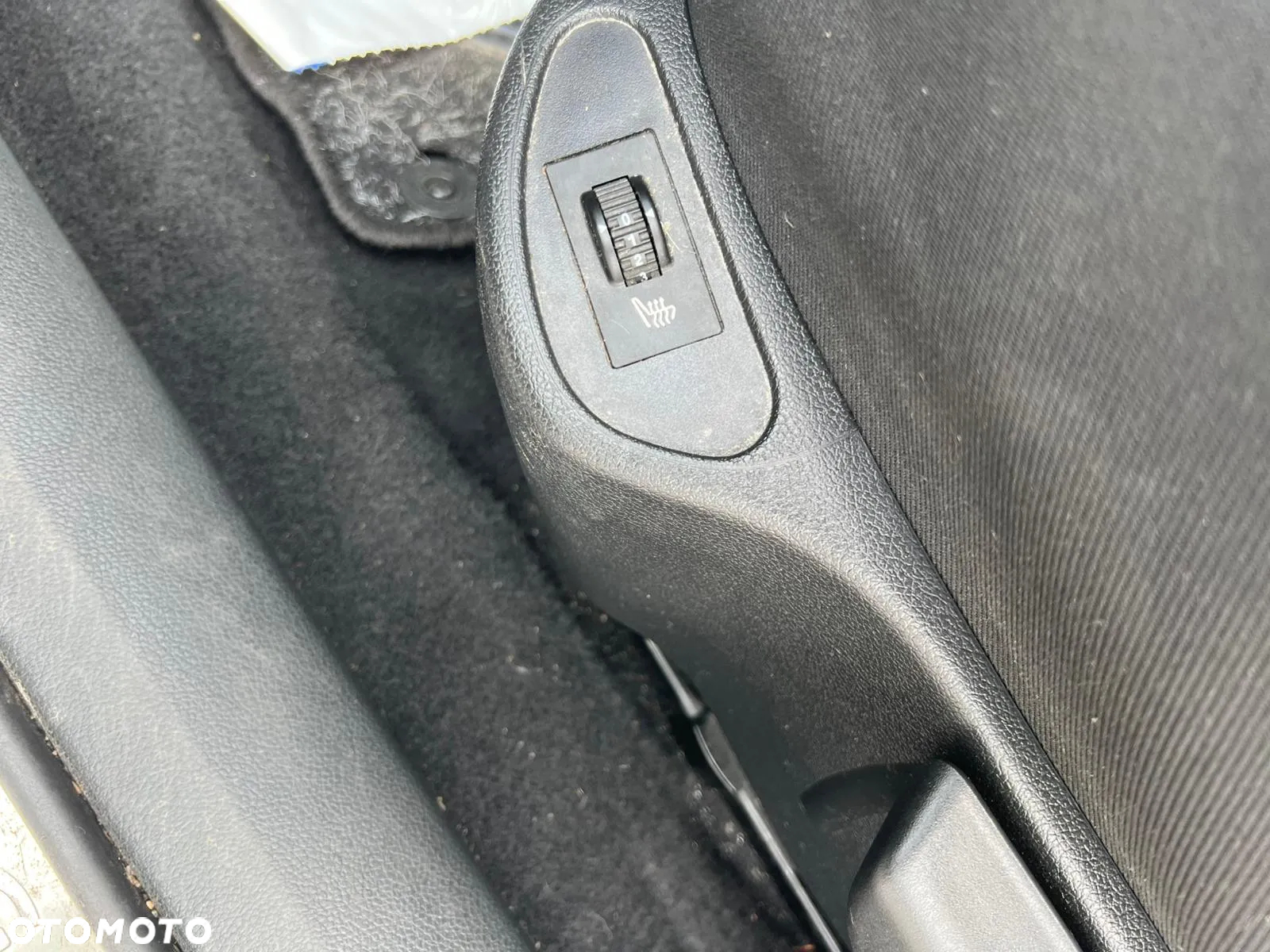 Peugeot 308 CC 120 VTi Premium - 15
