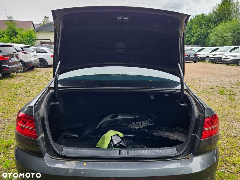 Volkswagen Passat 1.8 TSI BMT Highline DSG - 10