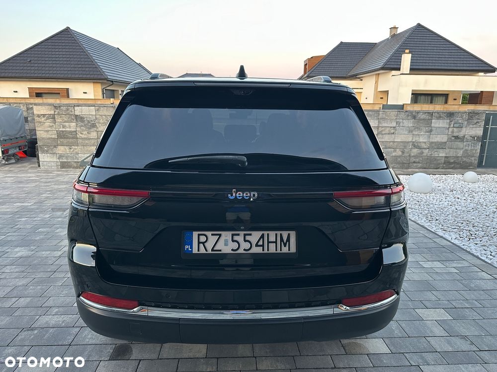 Jeep Grand Cherokee - 10
