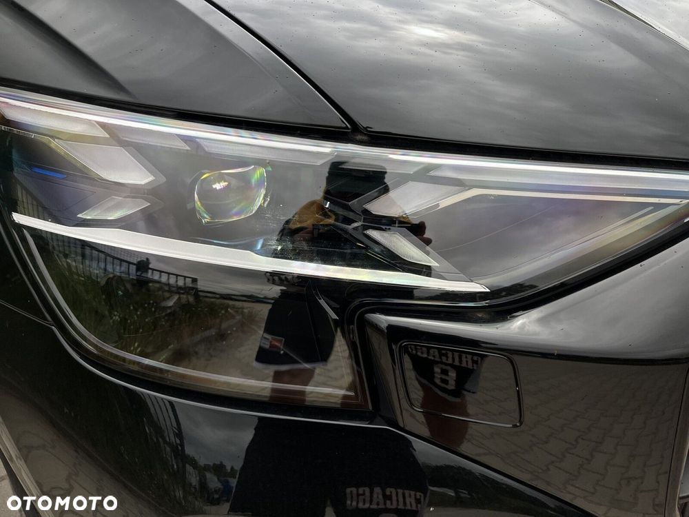 Audi Q8 - 10