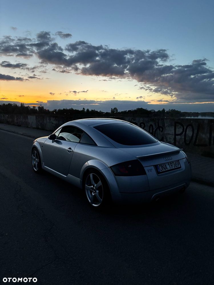 Audi TT Coupé 1.8 T quattro - 8