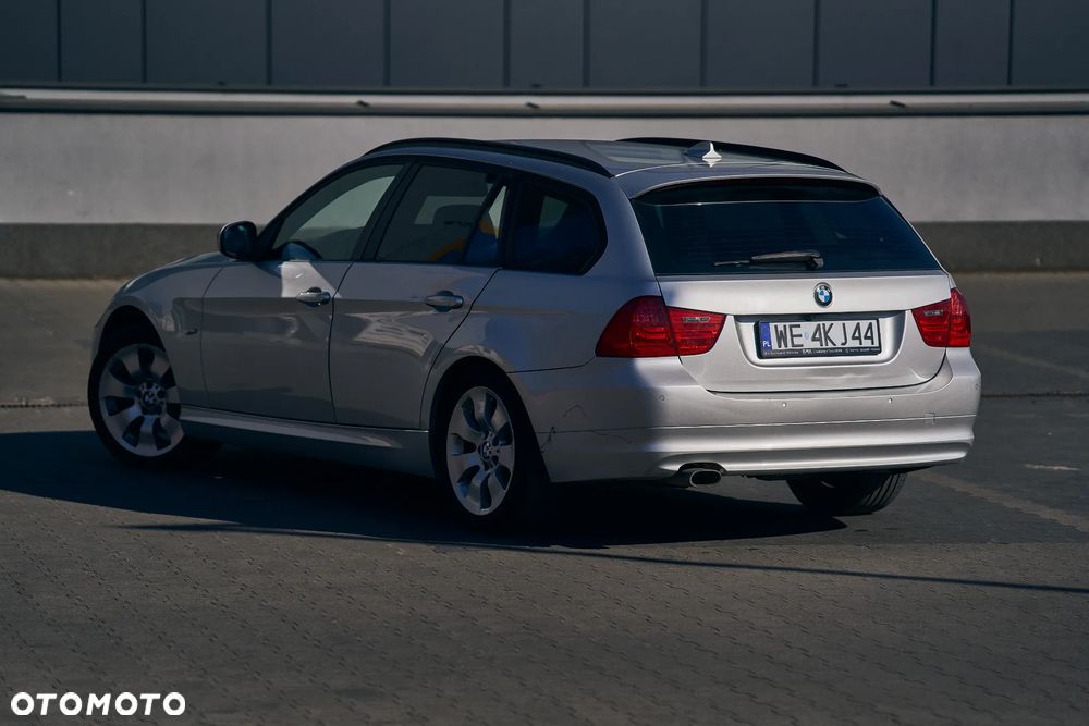 BMW Seria 3 - 1