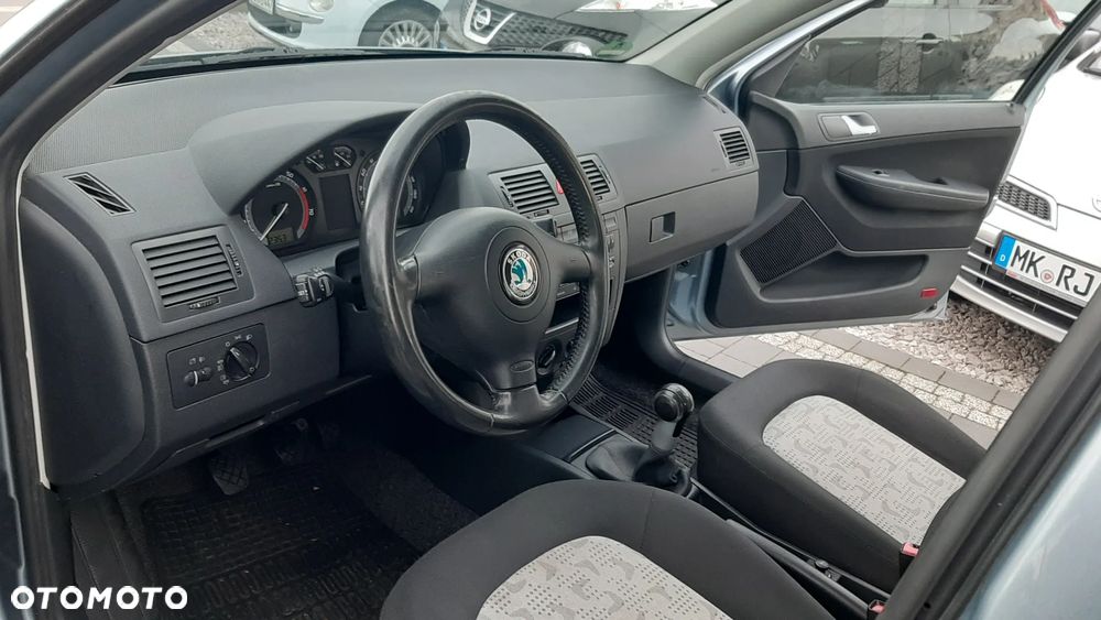 Skoda Fabia 1.4 16V Cool Edition - 11