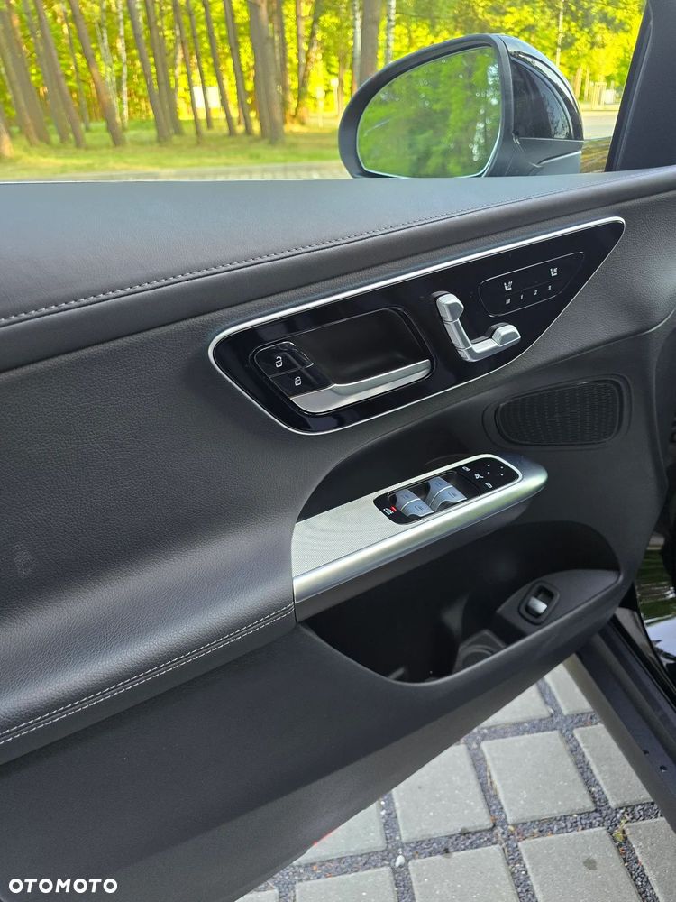 Mercedes-Benz GLC 300 4-Matic - 13