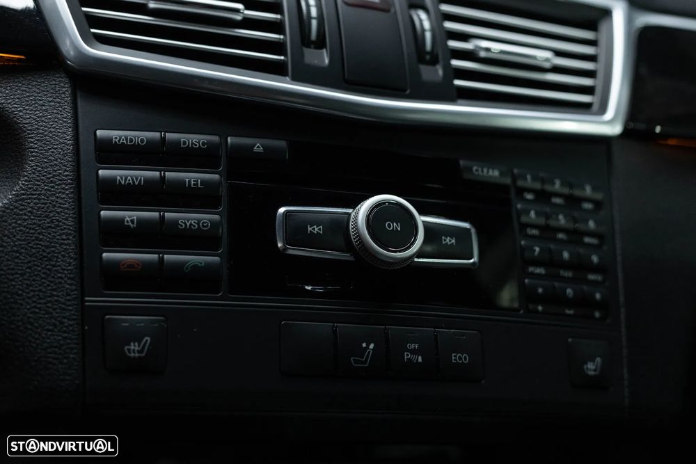 Mercedes-Benz E 220 CDI DPF BlueEFFICIENCY 7G-TRONIC Avantgarde - 19
