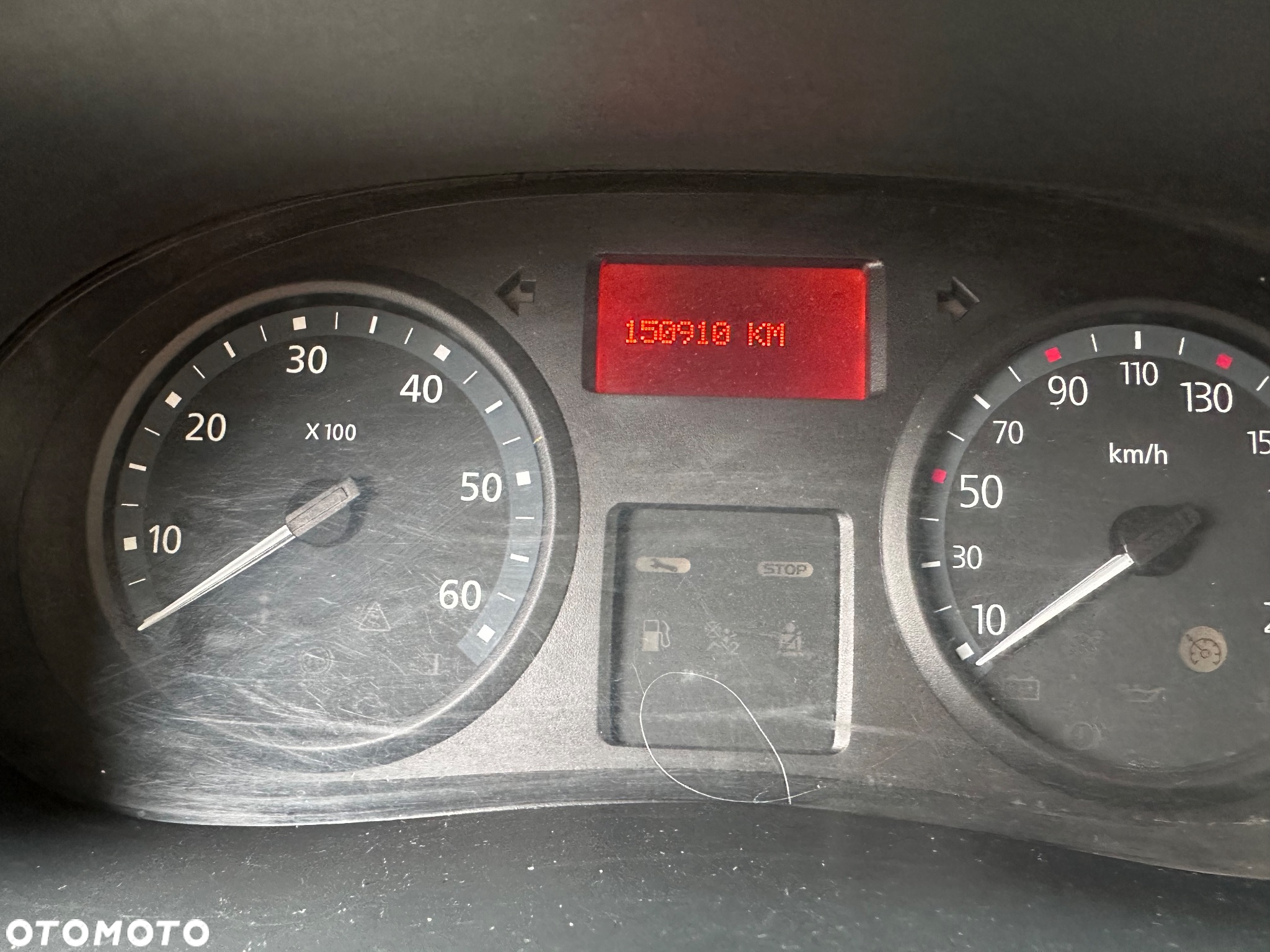 Renault Trafic - 16