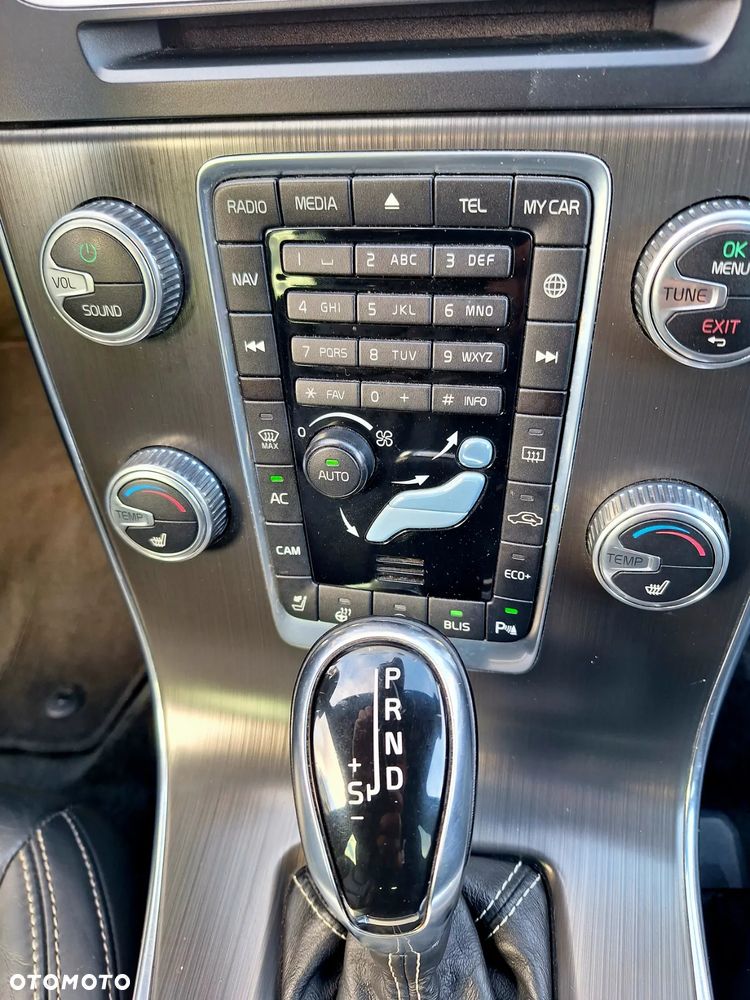 Volvo V60 T5 Drive-E Summum - 18