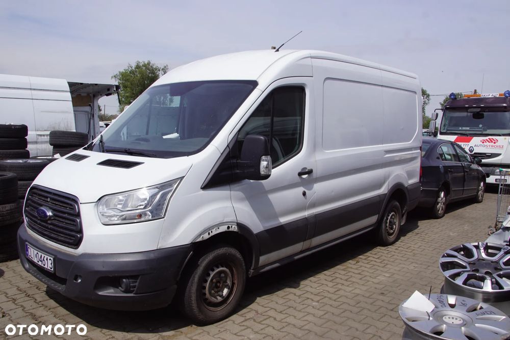 Auto na części - Ford Transit MK8 2.0 TDCI 105 KM YLF6 VMT6 7VTA 2018R Silnik Skrzynia Drzwi Maska Błotnik Zderzak Lampa Lusterko Klamka Szyba Deska Kokpit Sterownik Moduł Czujnik Licznik Panel Kierownica - 7