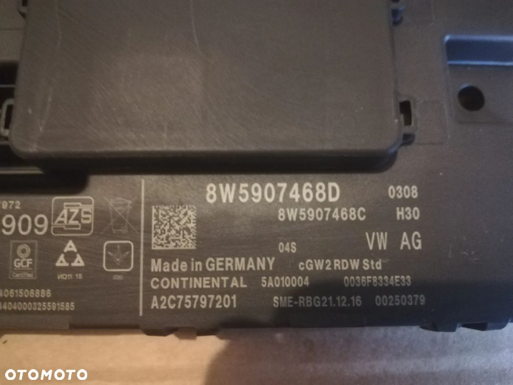 AUDI A5 F5 8W moduł sterownik GATEWAY 8W5907468D - 2
