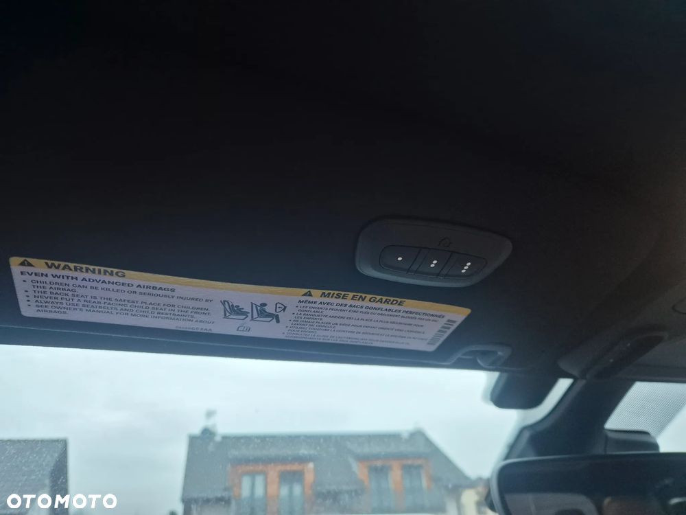 Chrysler Pacifica - 28