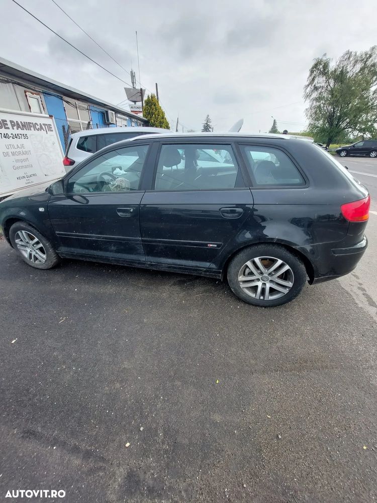 Dezmembrez Audi A3 8P - 4